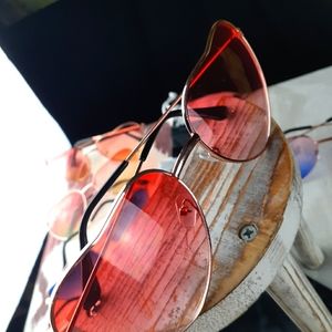 Womens Heart Summer Fashion Peachy Cream Sunglasses